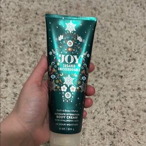 Bath & Body Works Joy Sugared Snickerdoodle Body Cream - Festive Green